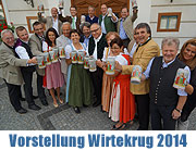 Den Festkrug der Wiesnwirte 2014 ziert der Steyrer Hans - vorgestellt wurde der Wirtekrug am 24.07.2014 (©Foto: Martin Schmitz)